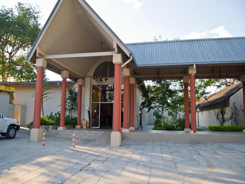 Protea Hotel By Marriott Zambezi River Lodge Katima Mulilo Luaran gambar