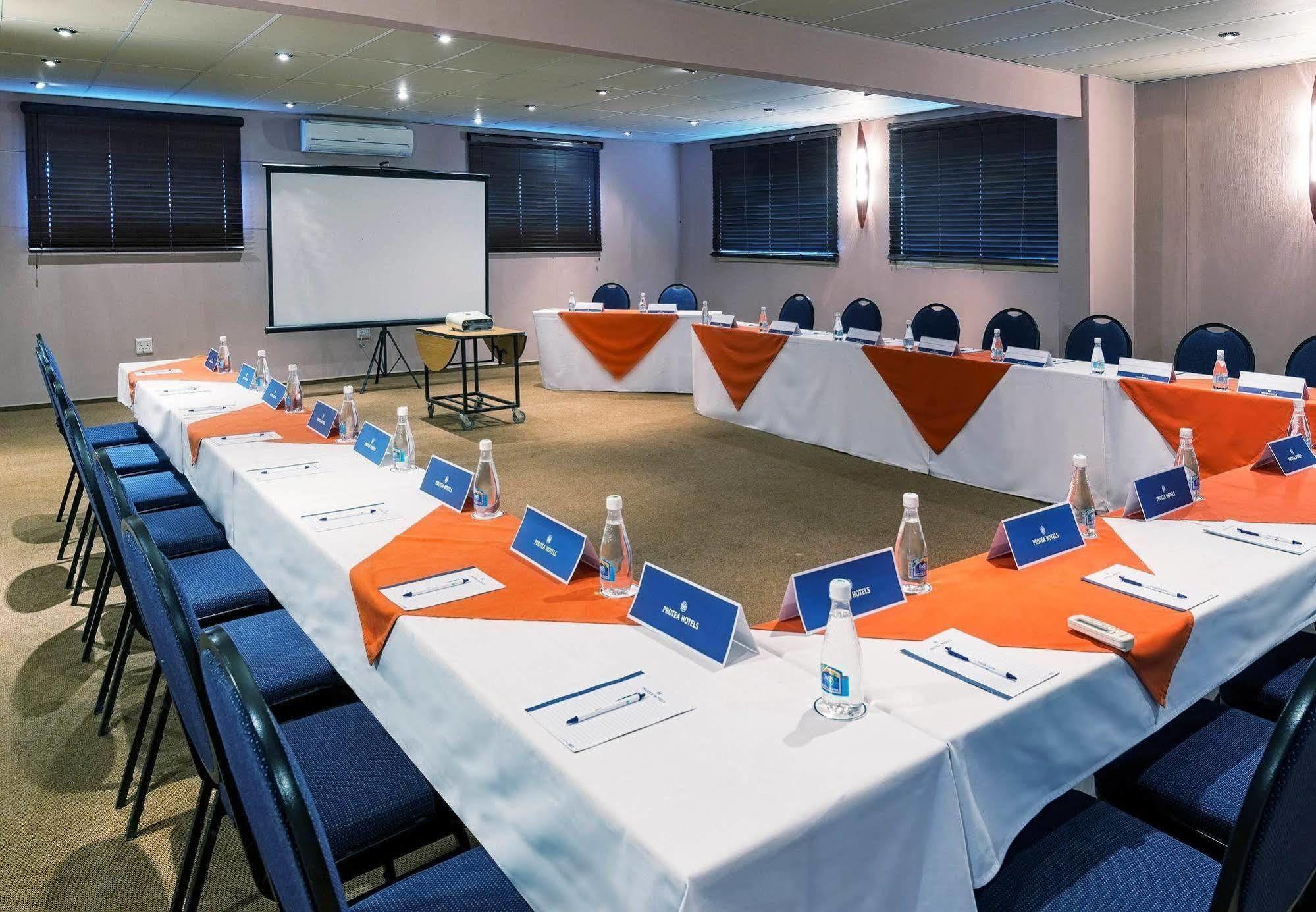 Protea Hotel By Marriott Zambezi River Lodge Katima Mulilo Luaran gambar
